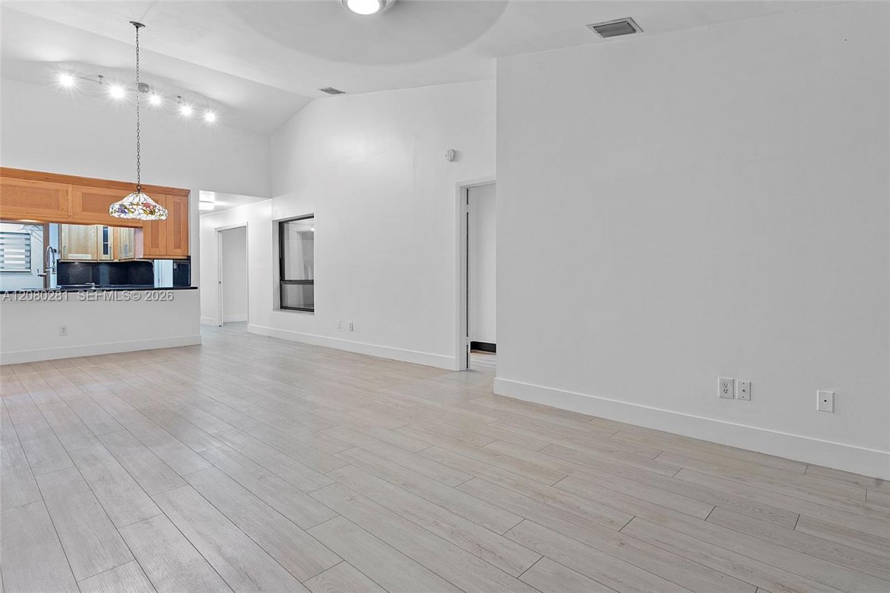 13340 SW 90th Ter , Unit F, Miami, FL 33186 Photo