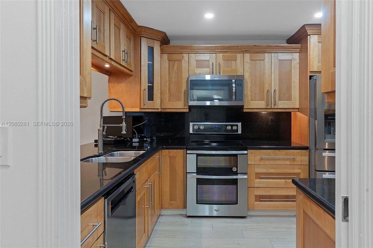 13340 SW 90th Ter , Unit F, Miami, FL 33186 Photo