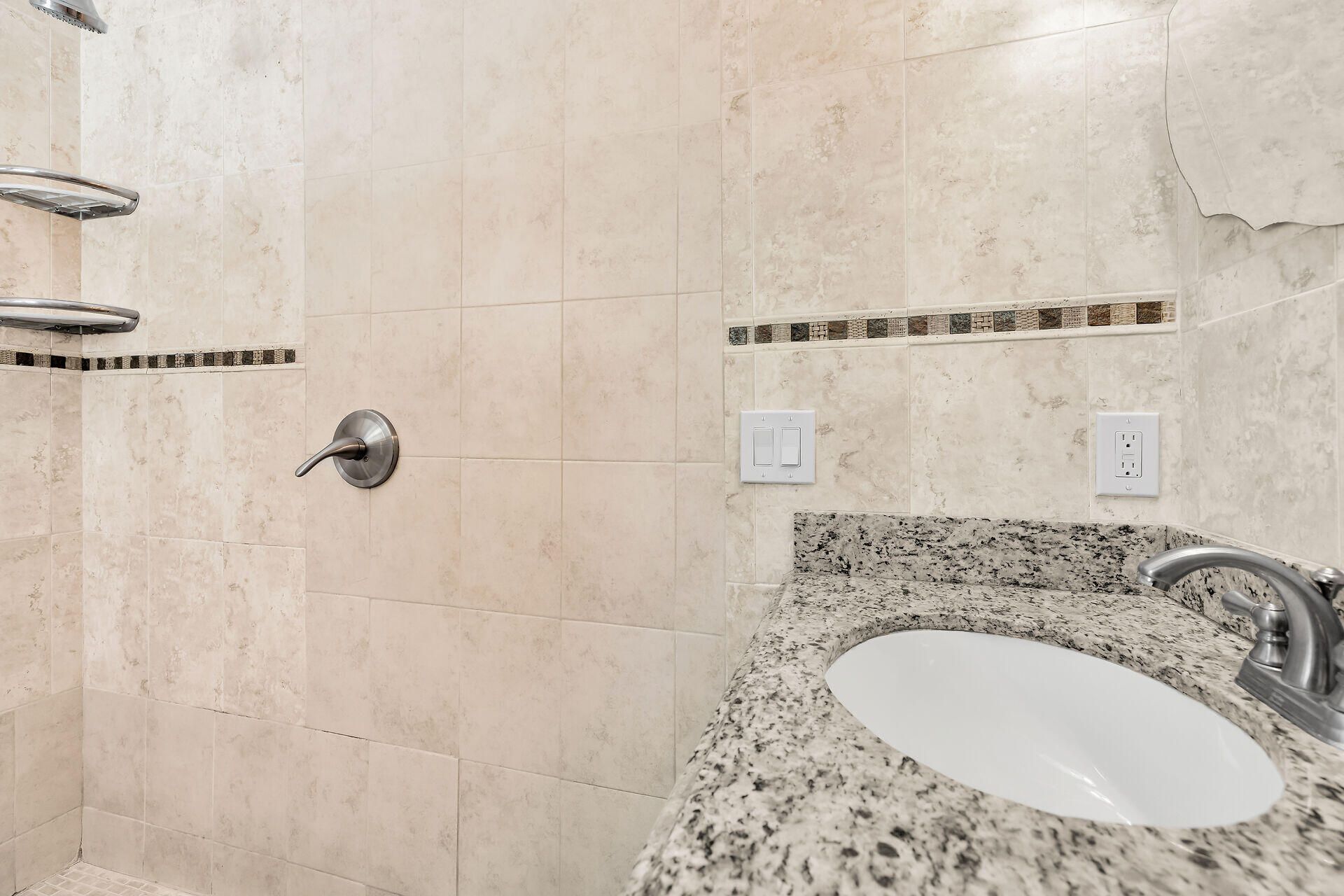 8055 Tuna Drive, Marathon, FL 33050 Photo