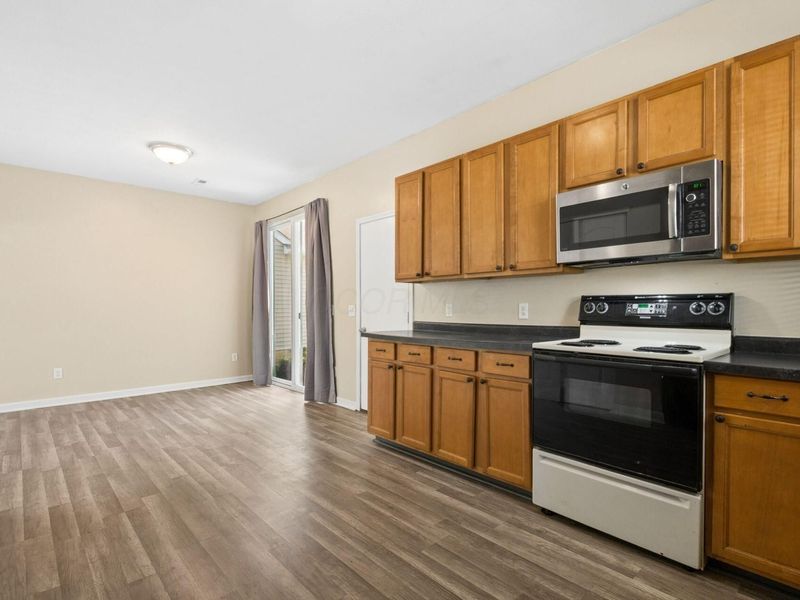 6182 Red Glare Drive, Unit 230, Galloway, OH 43119 Photo 19