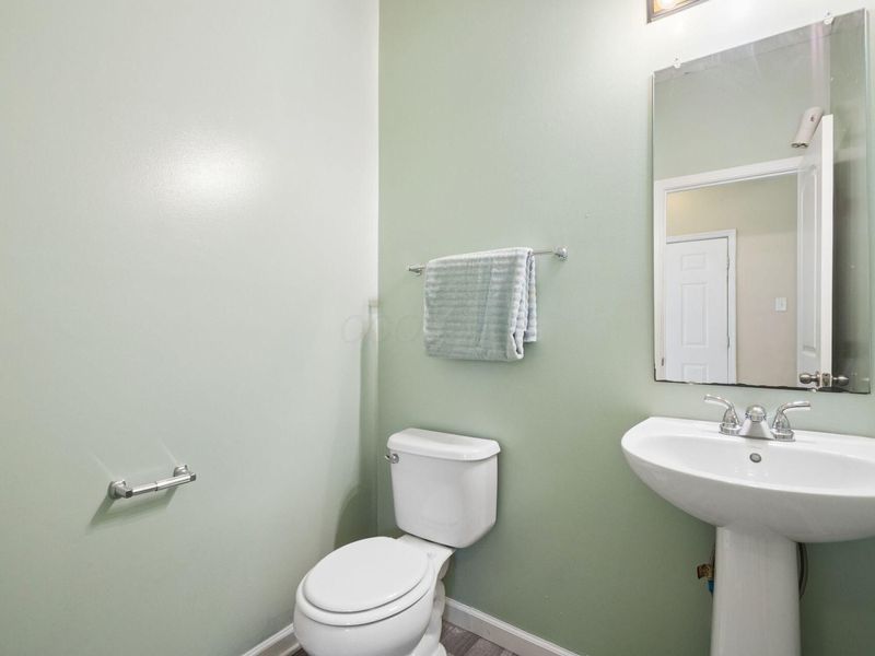 6182 Red Glare Drive, Unit 230, Galloway, OH 43119 Photo 20