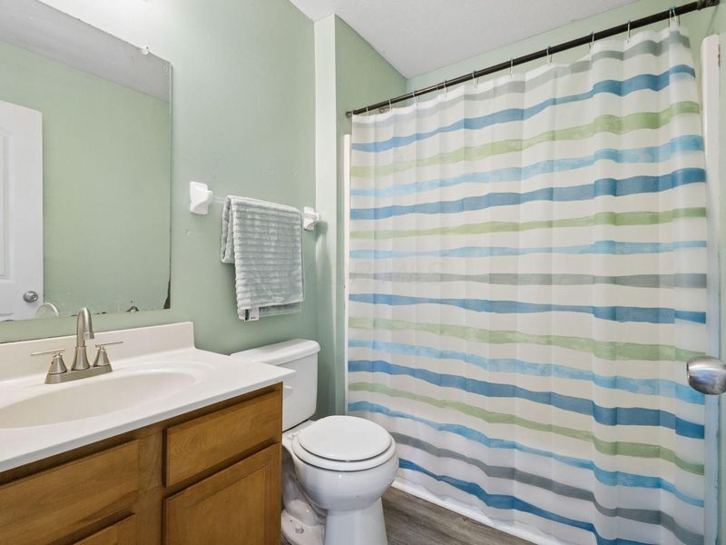 6182 Red Glare Drive, Unit 230, Galloway, OH 43119 Photo 27