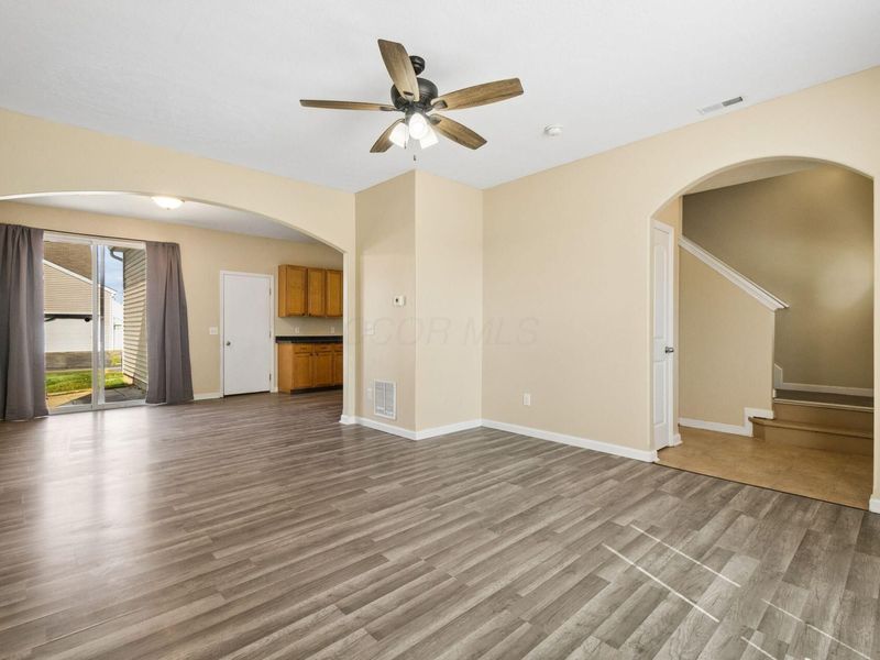 6182 Red Glare Drive, Unit 230, Galloway, OH 43119 Photo 9