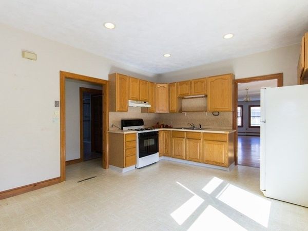 48 Harvard St, Unit 2, Chelsea, MA 02150