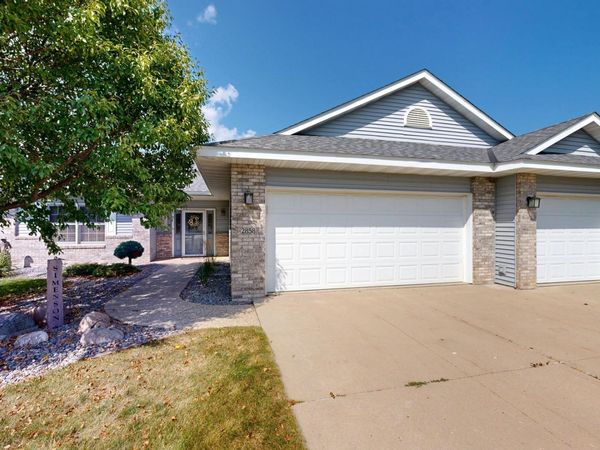 2858 9th Avenue SE, Willmar, MN 56201