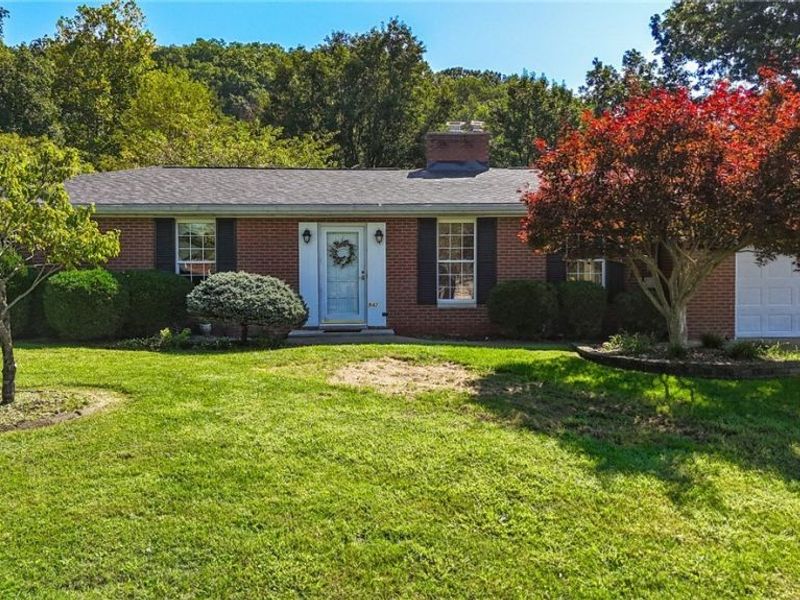 942 Pine Street, Belpre, OH 45714 Photo 2