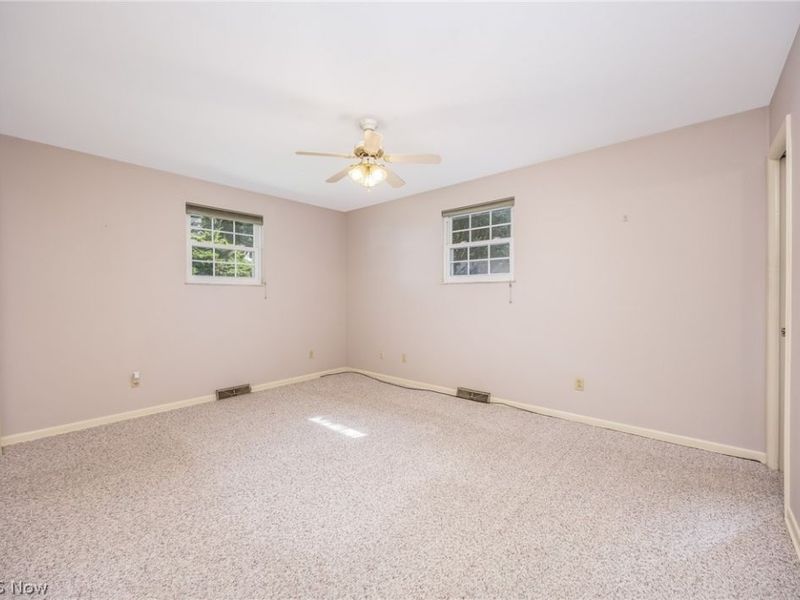 942 Pine Street, Belpre, OH 45714 Photo 24
