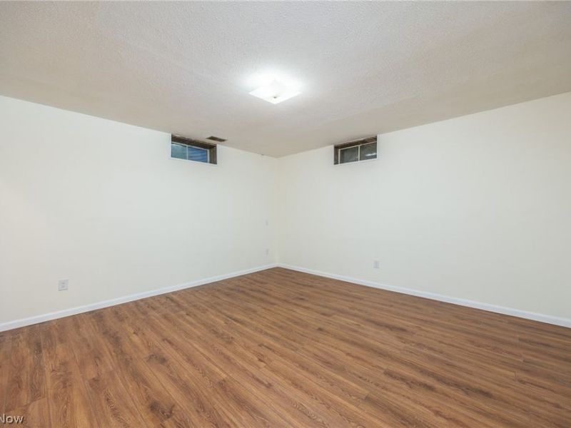 942 Pine Street, Belpre, OH 45714 Photo 34
