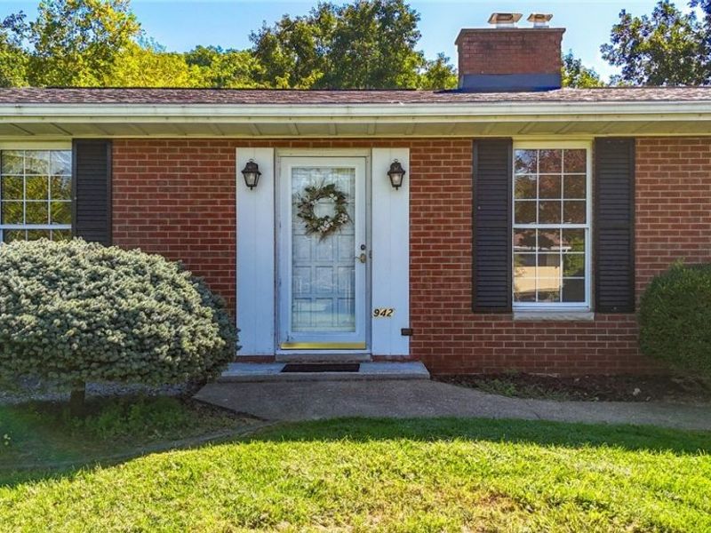 942 Pine Street, Belpre, OH 45714 Photo 7