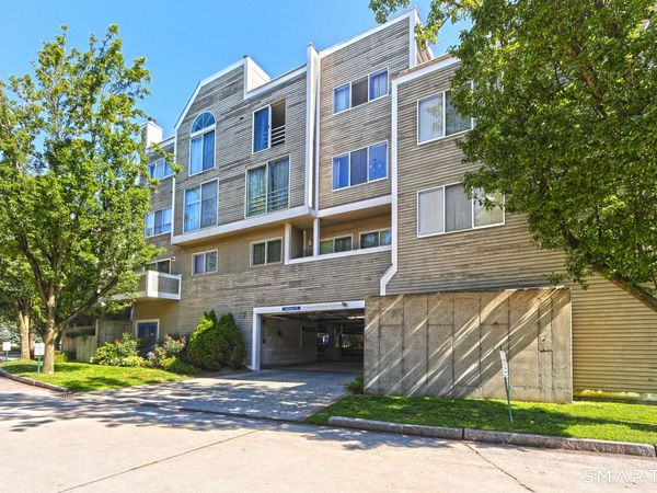 127 Harbour Close , Unit 127, New Haven, CT 06405