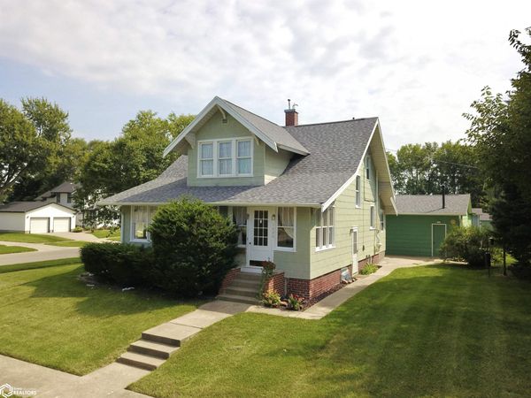 1420 4th Avenue, Grinnell, IA 50112