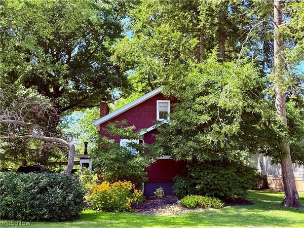 154 Taylor Road , Barberton, OH 44203