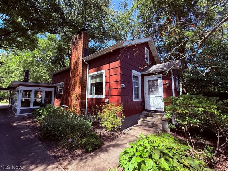 154 Taylor Road, Barberton, OH 44203 Photo 3