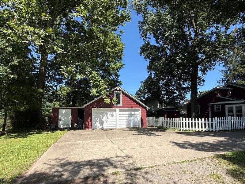 154 Taylor Road, Barberton, OH 44203 Photo 6