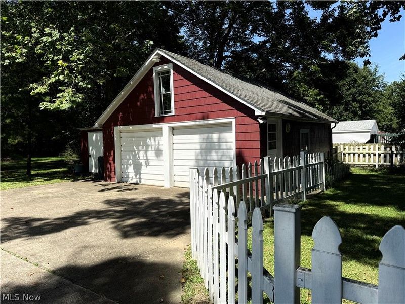 154 Taylor Road, Barberton, OH 44203 Photo 8