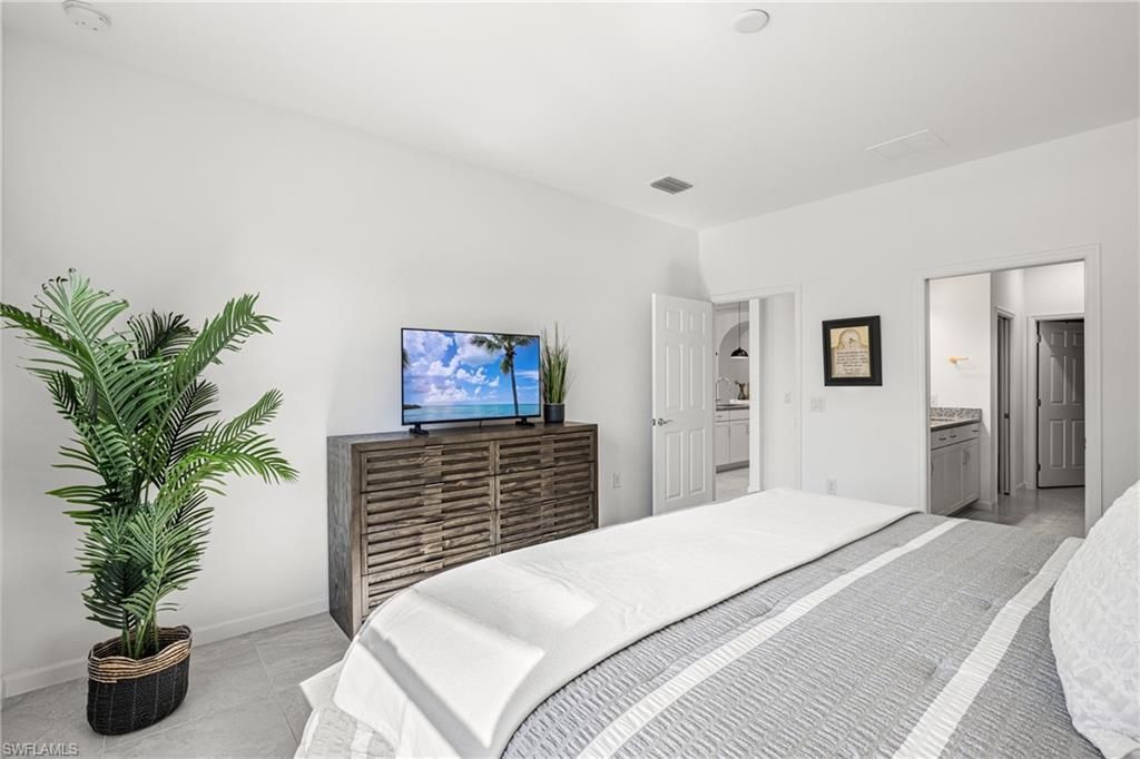 19721 The Place Blvd, Estero, FL 33928 Photo