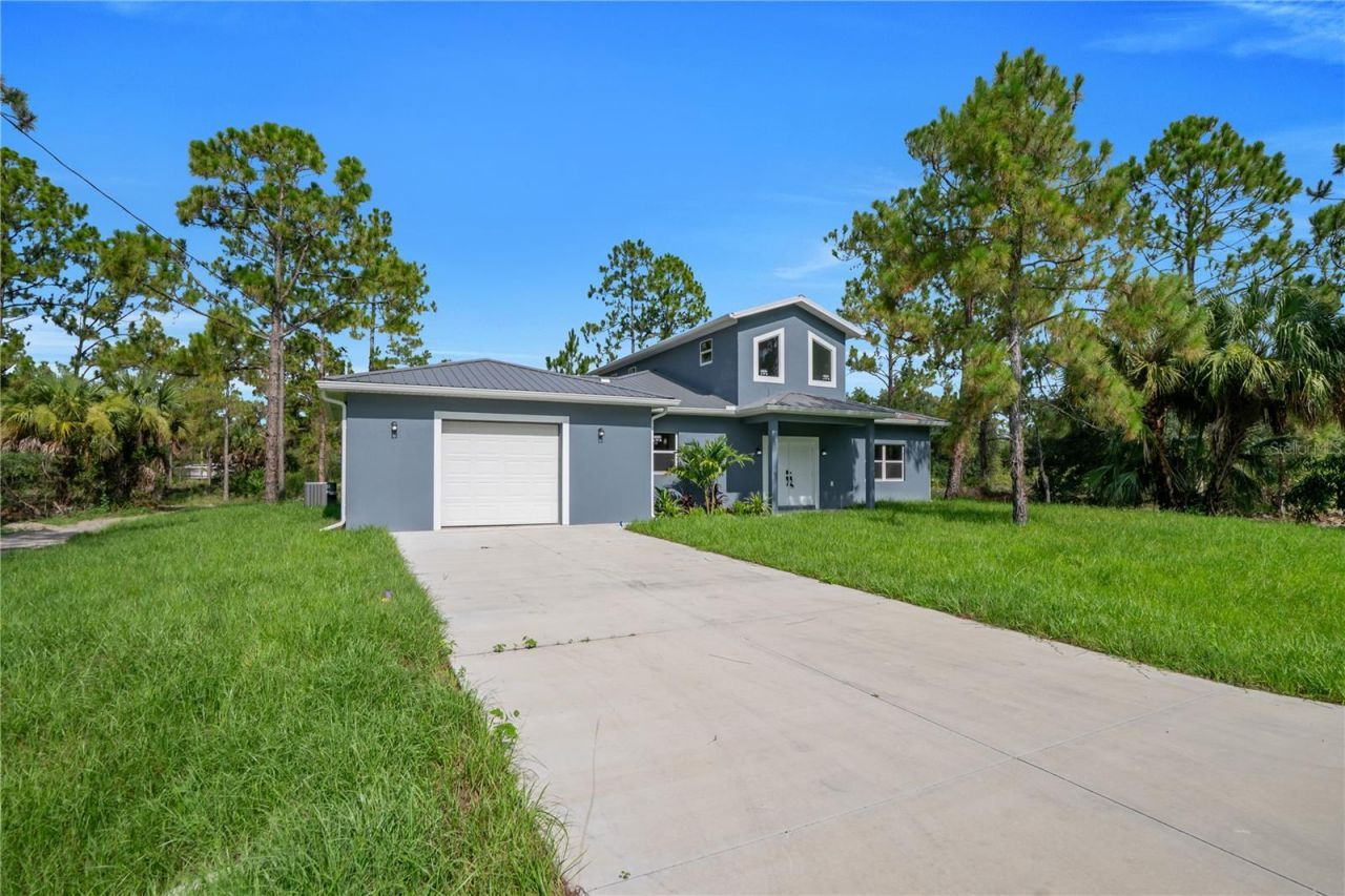317 Johns Avenue , Lehigh Acres, FL 33936 Photo