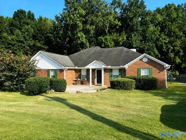 134 Timberlake Drive, Ardmore, AL 35739