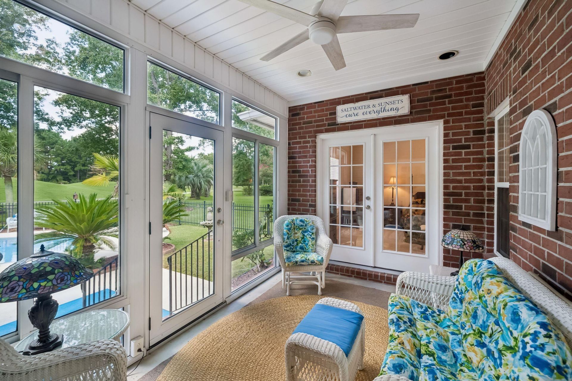 697 Hamlet Circle Photo 24