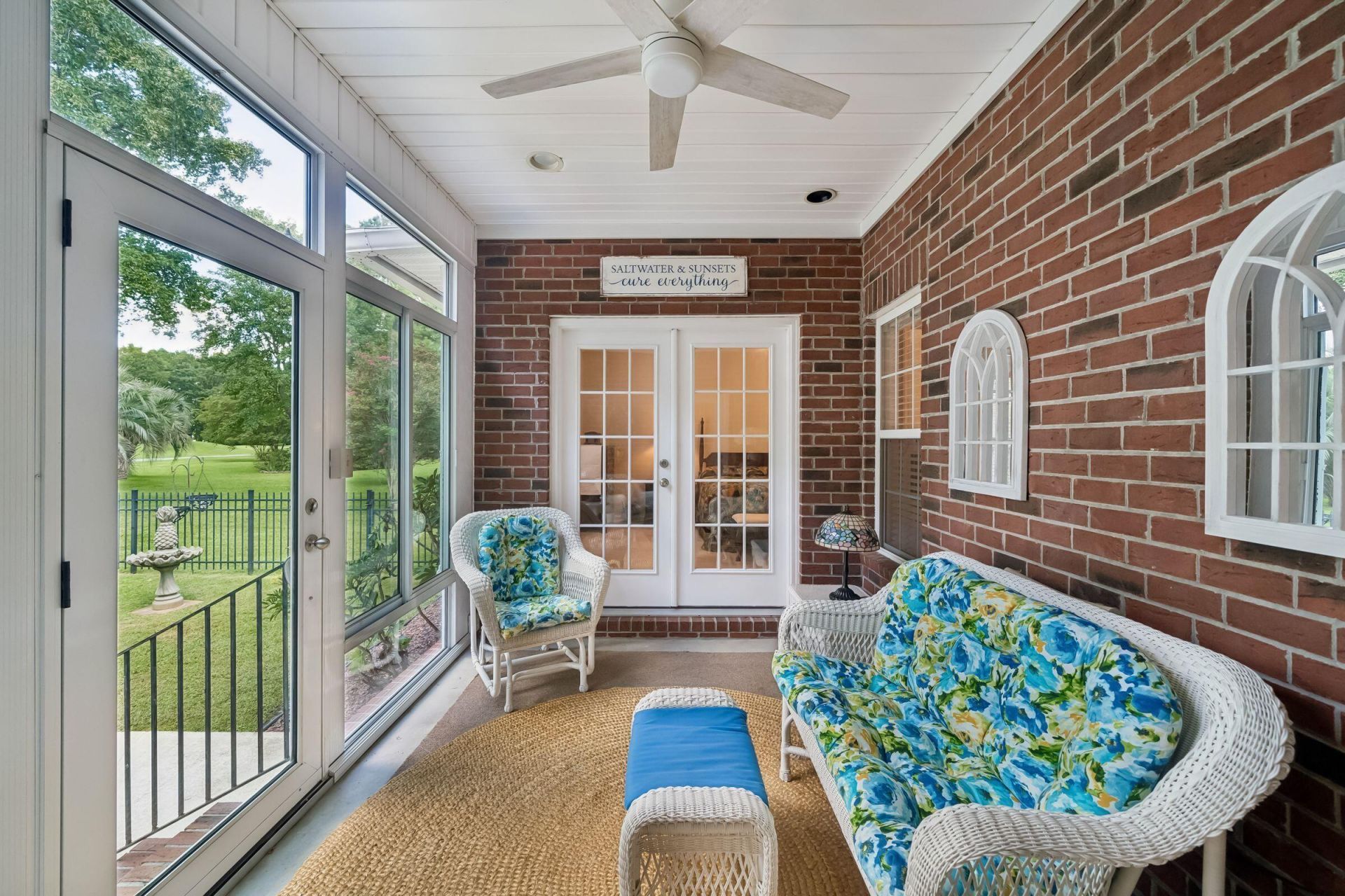 697 Hamlet Circle Photo 25