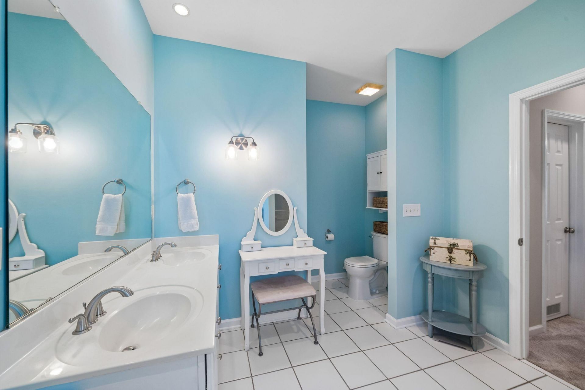 697 Hamlet Circle Photo 33