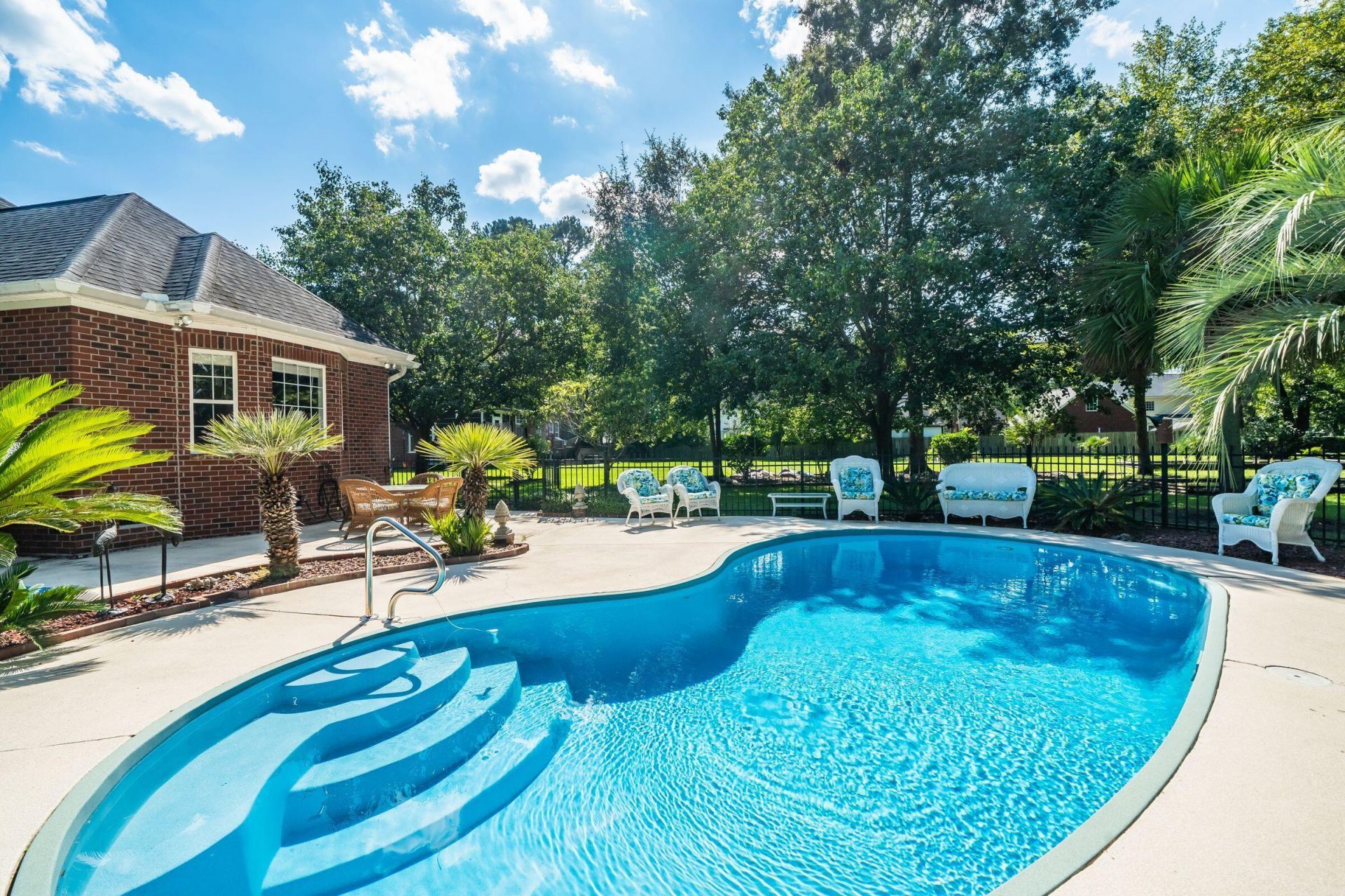 697 Hamlet Circle Photo 49