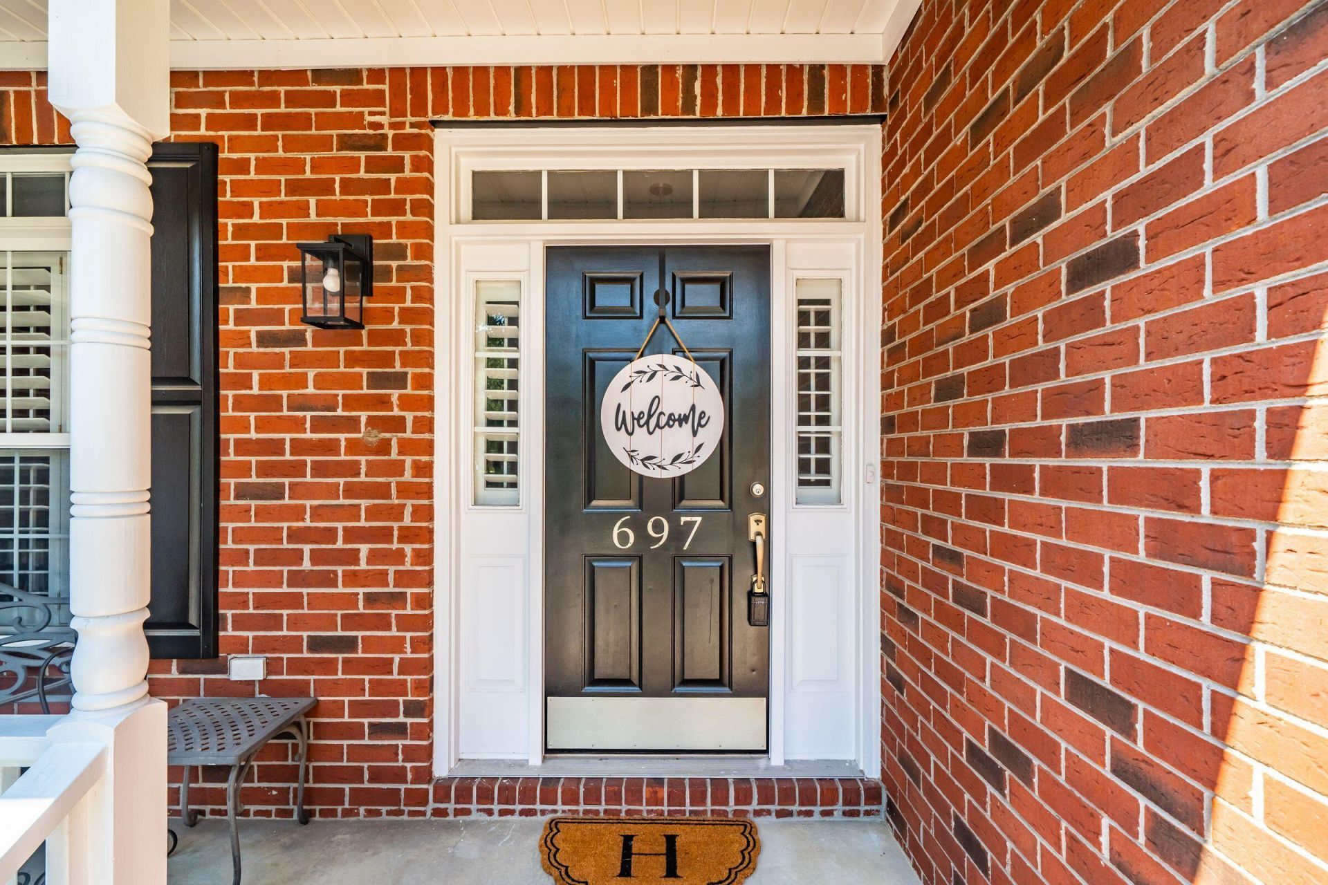 697 Hamlet Circle Photo 5