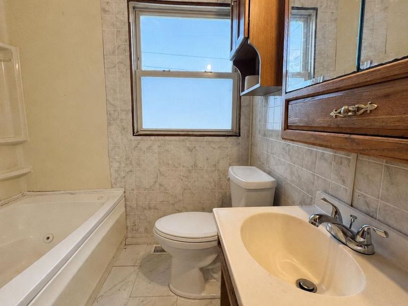 6081 W Boysen Road, Oak Harbor, OH 43449 Photo 8