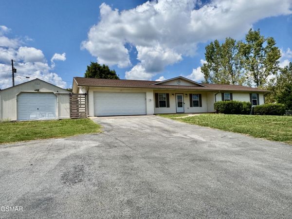 355 Cate Byrd Road, Kodak, TN 37764