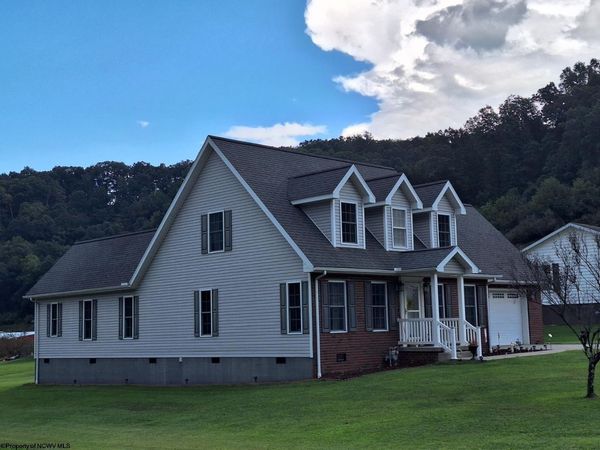 11 Seth Street, Jane Lew, WV 26378
