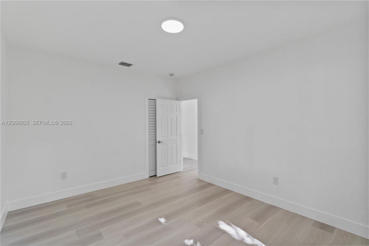 1771 NW 48th St , Miami, FL 33142 Photo