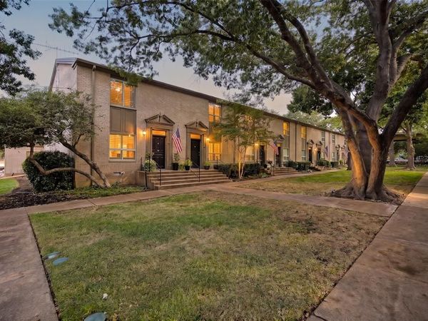7424 W Northwest Highway, Unit 9, Dallas, TX 75225