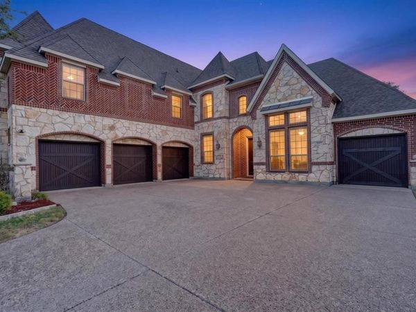 6832 Foghorn Lane, Grand Prairie, TX 75054