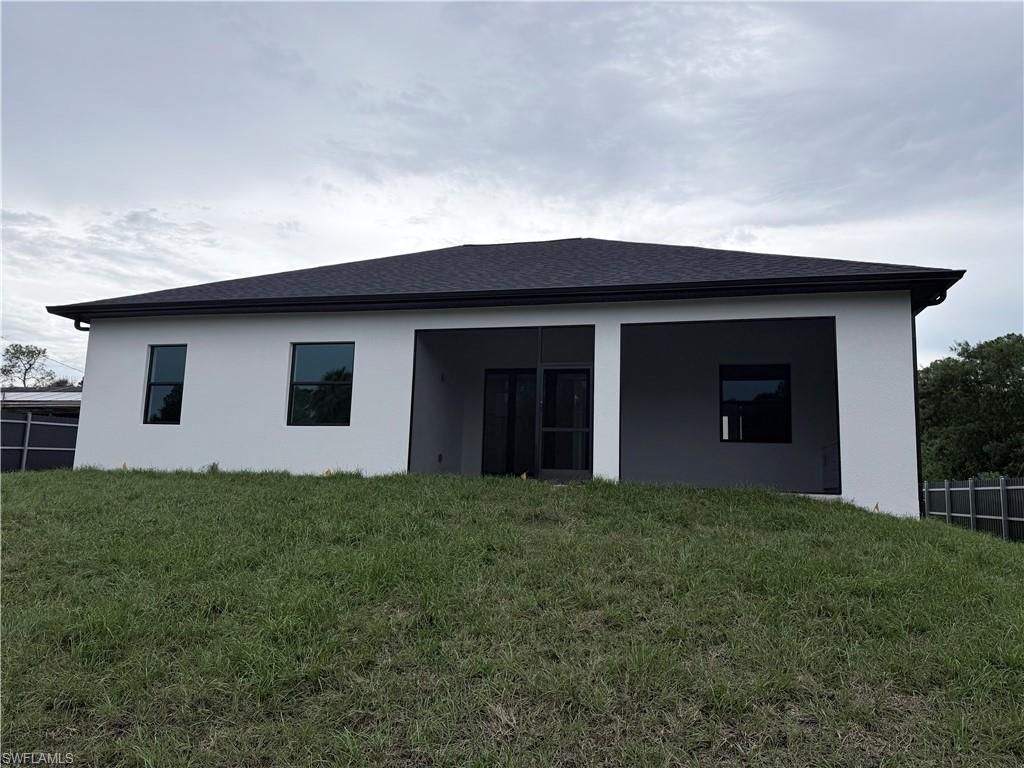 472 12th St Ne, Naples, FL 34120 Photo