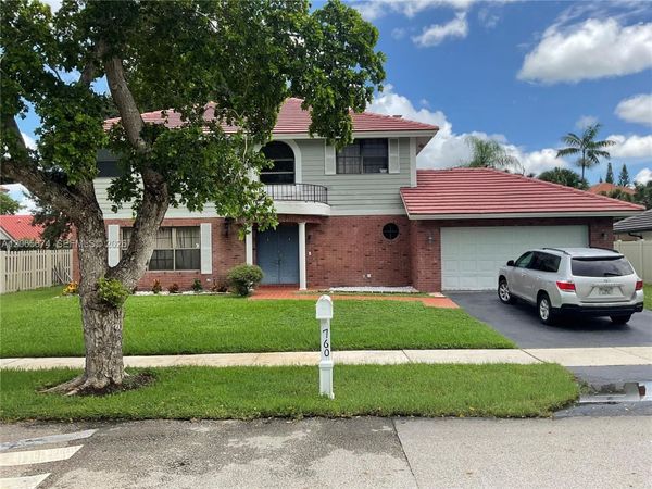 760 Blue Ridge Way , Davie, FL 33325