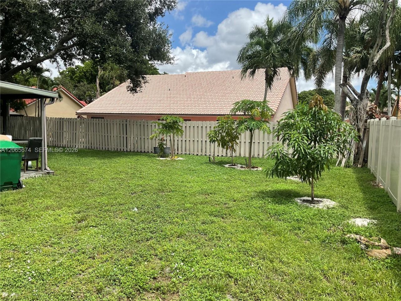 760 Blue Ridge Way , Davie, FL 33325 Photo