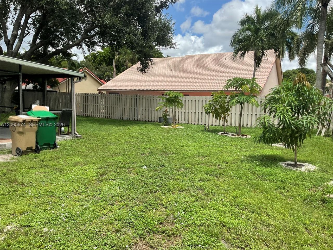 760 Blue Ridge Way , Davie, FL 33325 Photo