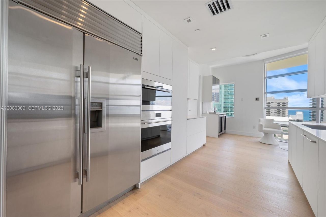 6101 Aqua Ave, Unit PH11A, Miami Beach, FL 33141 Photo