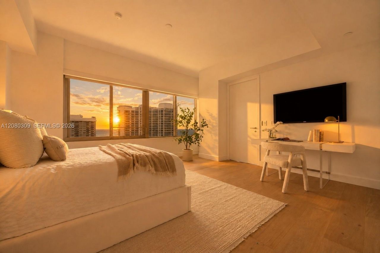 6101 Aqua Ave, Unit PH11A, Miami Beach, FL 33141 Photo