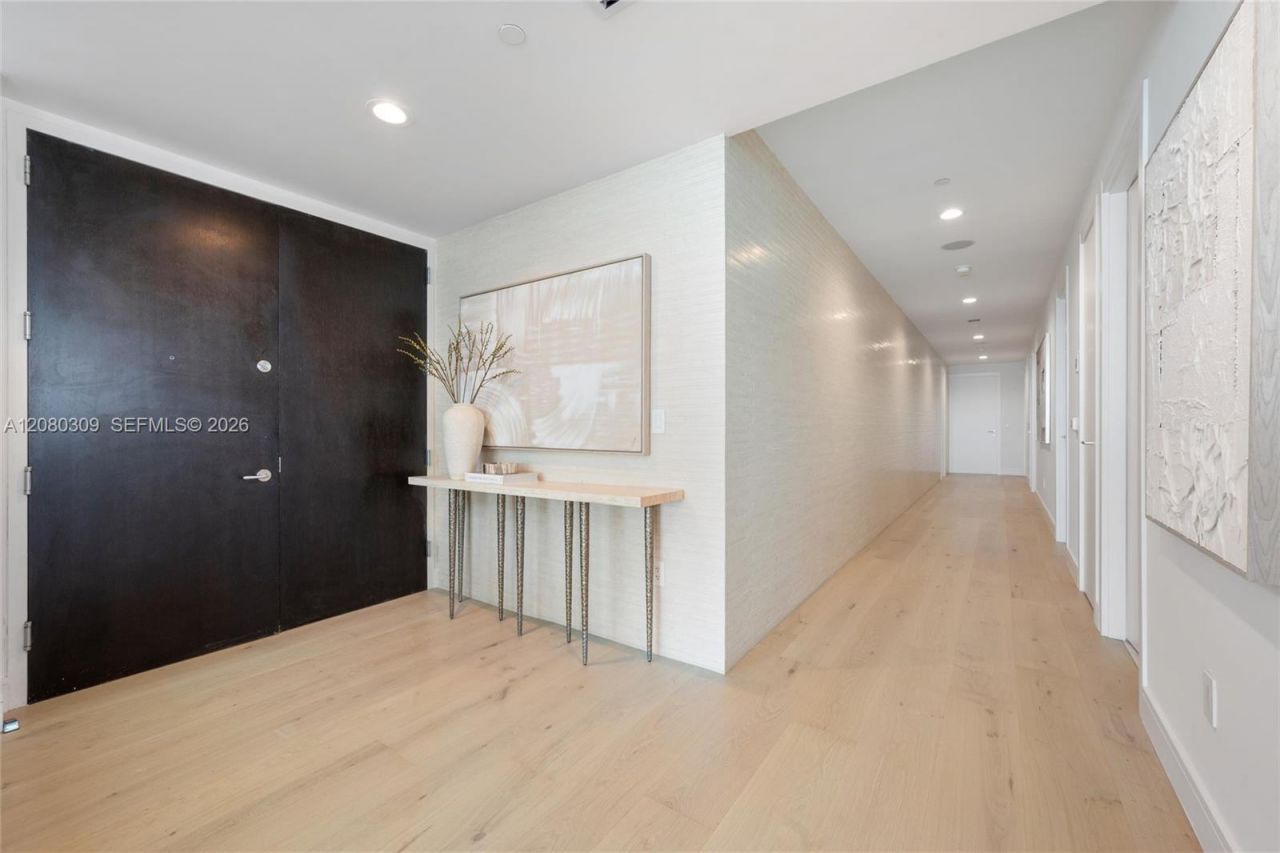 6101 Aqua Ave, Unit PH11A, Miami Beach, FL 33141 Photo