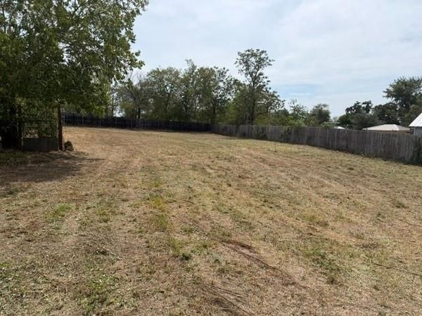 707 W Madison ST, Elgin, TX 78621