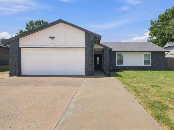 2912 S 123rd East Avenue , Tulsa, OK 74129