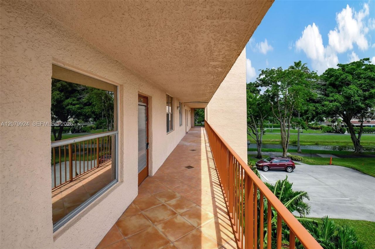 14575 Bonaire Blvd, Unit 308, Delray Beach, FL 33446 Photo
