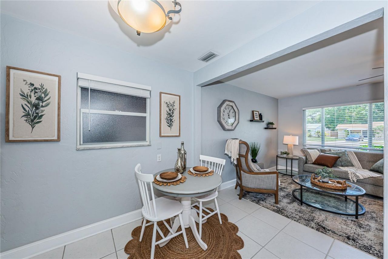 262 40 Avenue Ne, Saint Petersburg, FL 33703 Photo