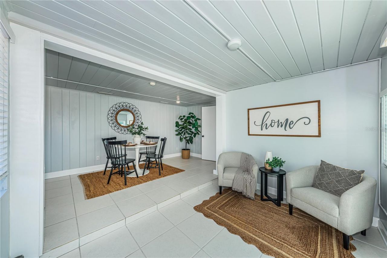 262 40 Avenue Ne, Saint Petersburg, FL 33703 Photo