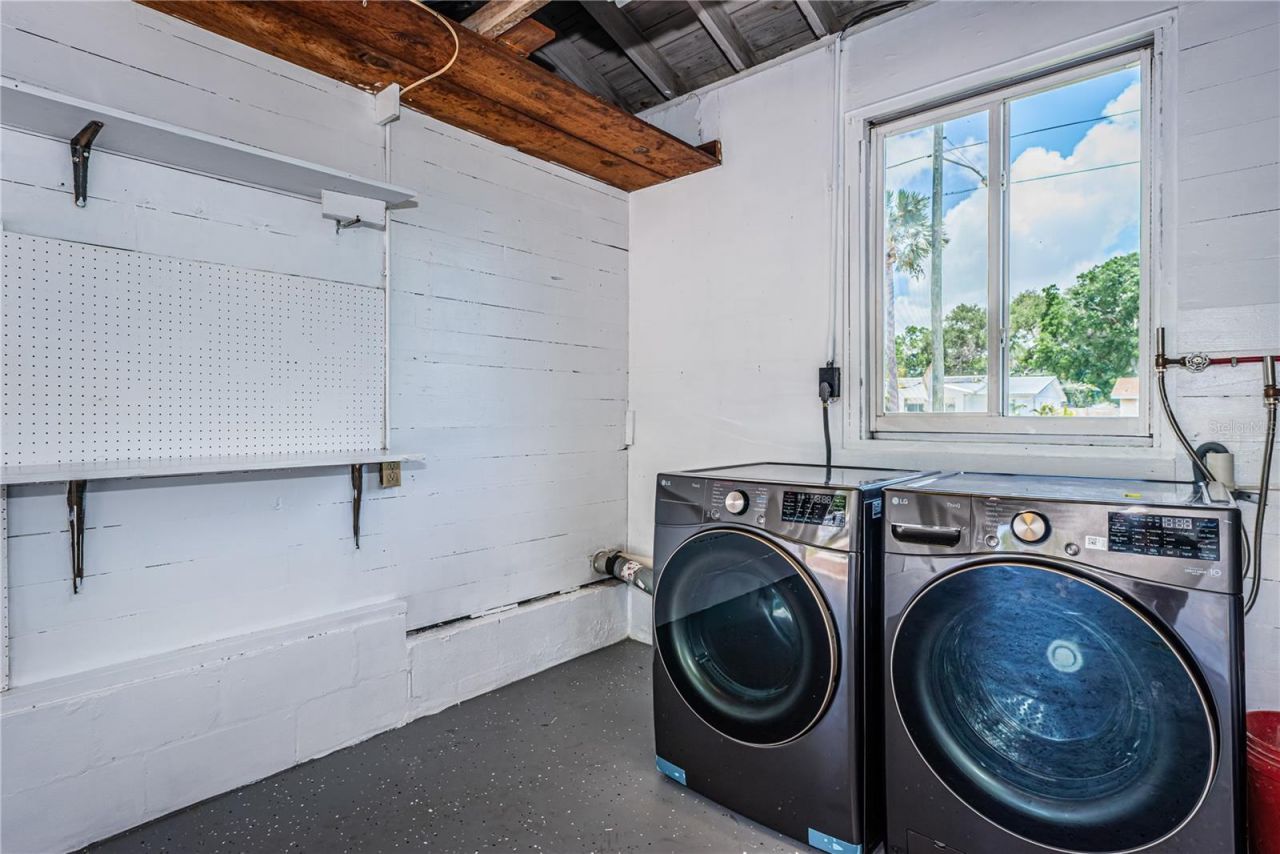 262 40 Avenue Ne, Saint Petersburg, FL 33703 Photo