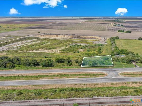 11833 US Highway 87, Victoria, TX 77905