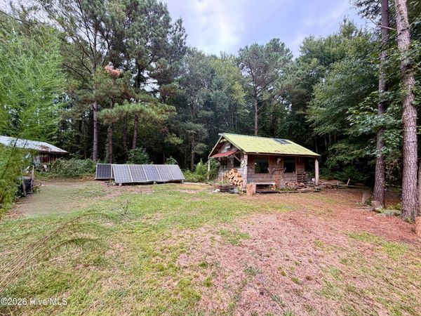 182 Rock Road , Maple Hill, NC 28454