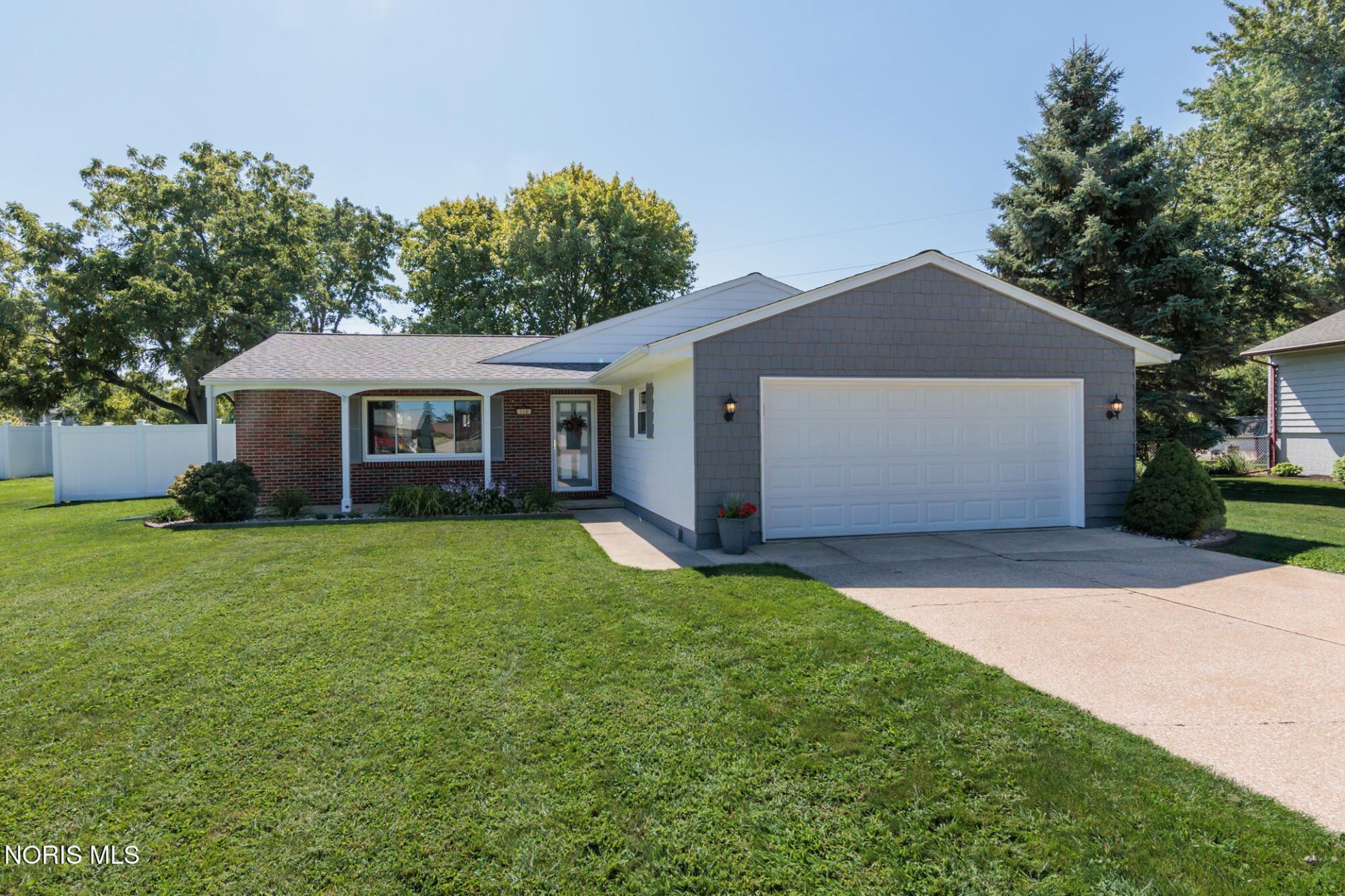 110 Birchwood Drive, Sandusky, OH 44870 Main Photo