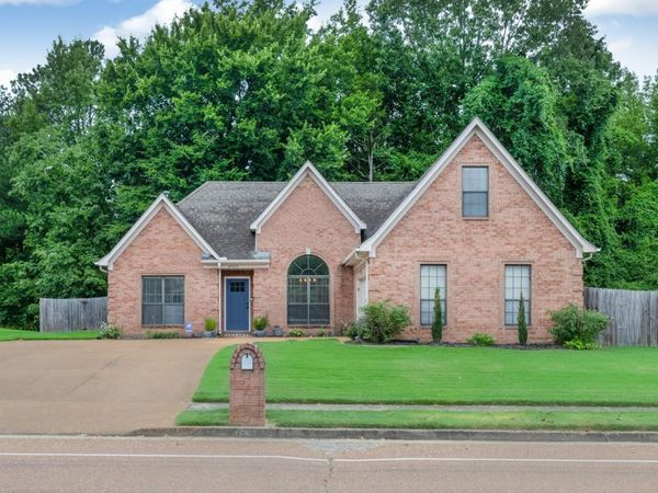 4905 SPRINGTREE DR, Bartlett, TN 38002